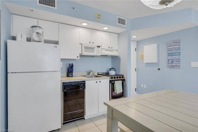 8771 Estero BLVD # 906, Fort Myers Beach, FL 33931