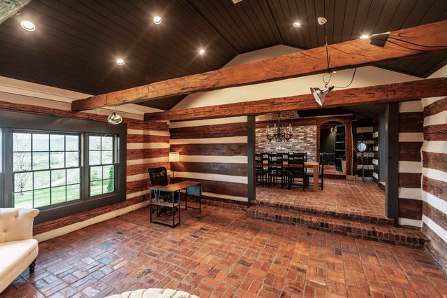 1554 Latimer Ln, Hendersonville, TN 37075