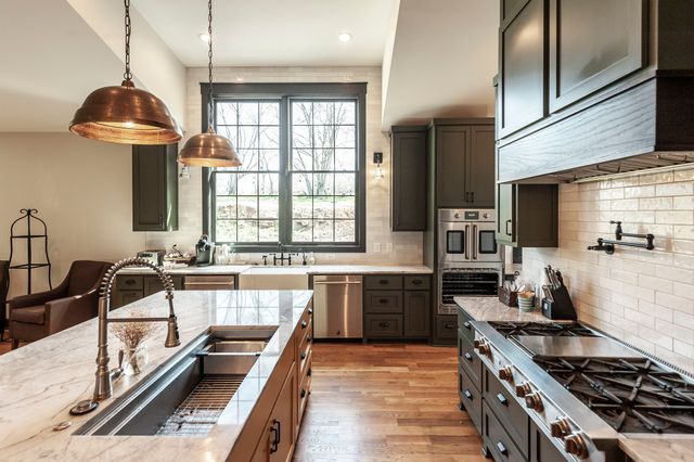 1554 Latimer Ln, Hendersonville, TN 37075