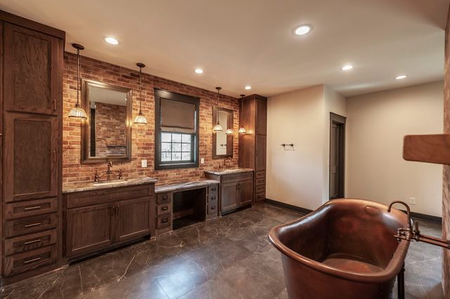 1554 Latimer Ln, Hendersonville, TN 37075