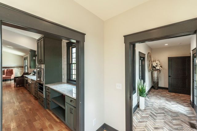 1554 Latimer Ln, Hendersonville, TN 37075