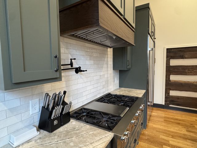 1554 Latimer Ln, Hendersonville, TN 37075