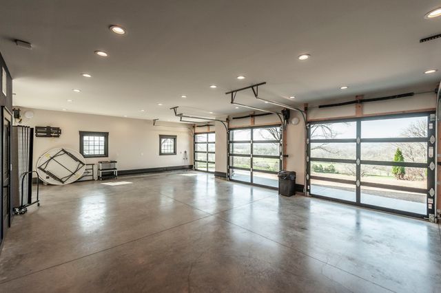 1554 Latimer Ln, Hendersonville, TN 37075