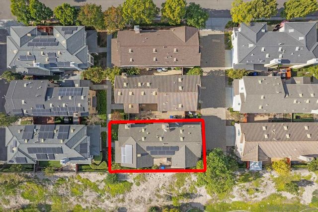 1670 Grasshopper Ln, Chula Vista, CA 91915