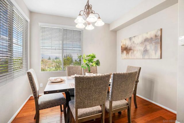 1670 Grasshopper Ln, Chula Vista, CA 91915