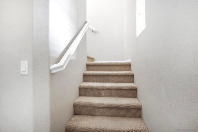 1670 Grasshopper Ln, Chula Vista, CA 91915