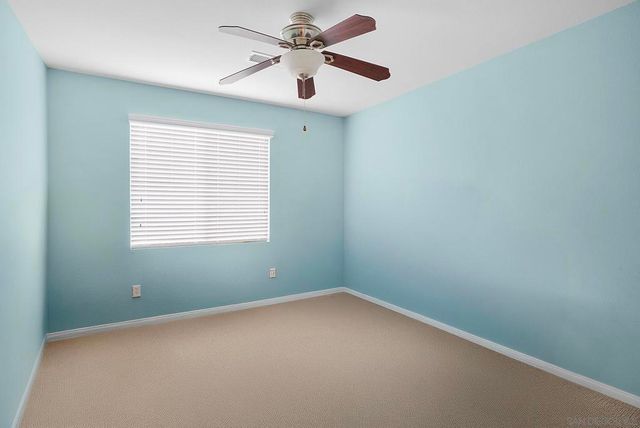 1670 Grasshopper Ln, Chula Vista, CA 91915