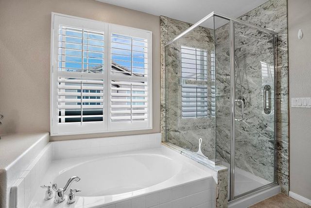 1670 Grasshopper Ln, Chula Vista, CA 91915