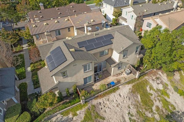 1670 Grasshopper Ln, Chula Vista, CA 91915