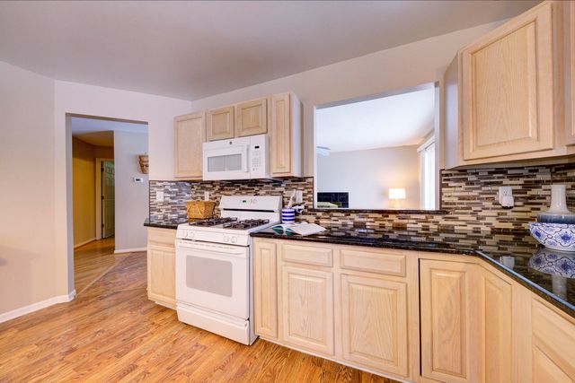 45246 Gerald Court, Canton Twp, MI 48188