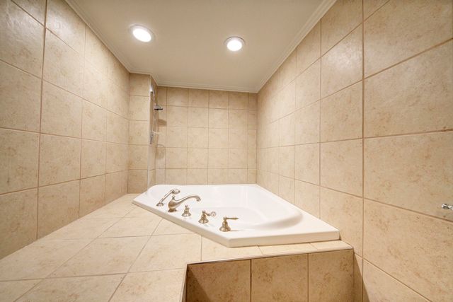 45246 Gerald Court, Canton Twp, MI 48188