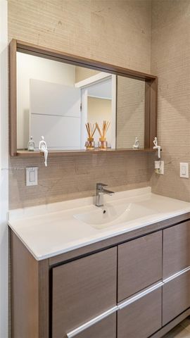 1310 NE 117th Ter 2, Miami, FL 33161