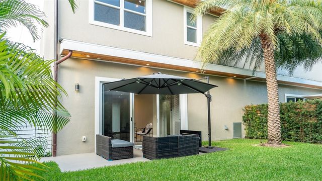 1310 NE 117th Ter 2, Miami, FL 33161