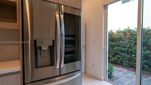 1310 NE 117th Ter 2, Miami, FL 33161