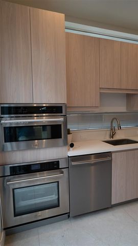 1310 NE 117th Ter 2, Miami, FL 33161