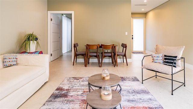 1310 NE 117th Ter 2, Miami, FL 33161