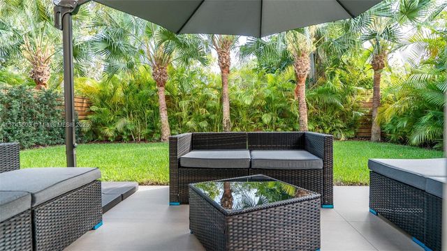 1310 NE 117th Ter 2, Miami, FL 33161