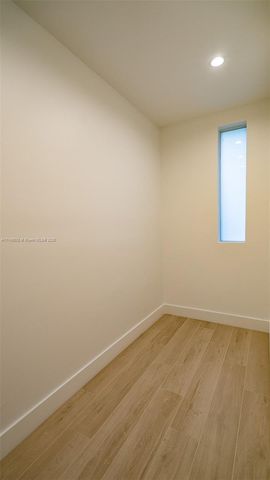 1310 NE 117th Ter 2, Miami, FL 33161