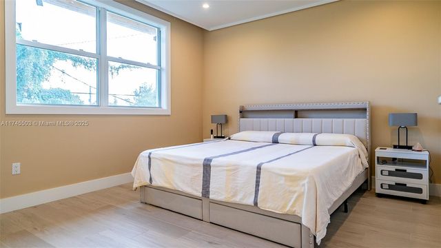 1310 NE 117th Ter 2, Miami, FL 33161