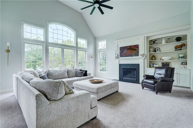 32 Watersong Trail, Penfield, NY 14580