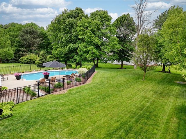32 Watersong Trail, Penfield, NY 14580