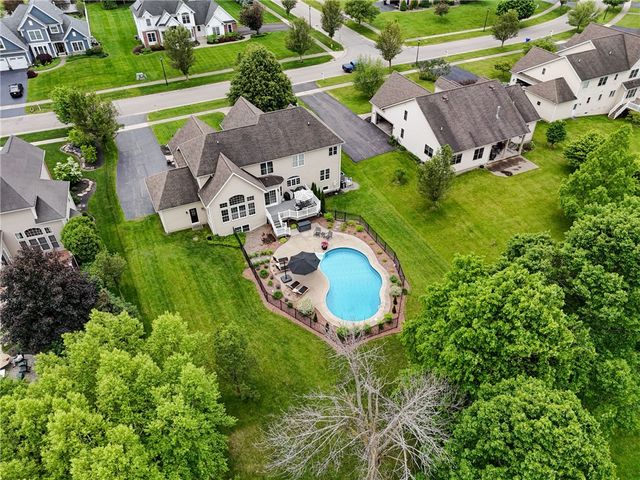 32 Watersong Trail, Penfield, NY 14580
