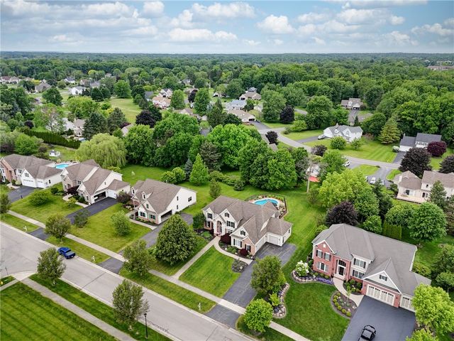 32 Watersong Trail, Penfield, NY 14580