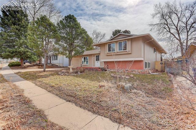 323 Kenady Circle, Colorado Springs, CO 80910