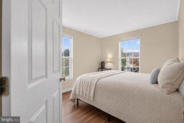 122 WINSTON WAY, Oxford, PA 19363