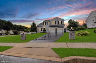 122 WINSTON WAY, Oxford, PA 19363