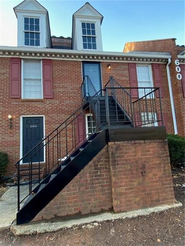 1166 Booth SW Road 610, Marietta, GA 30008