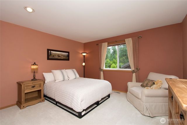 22424 243rd Place SE, Maple Valley, WA 98038