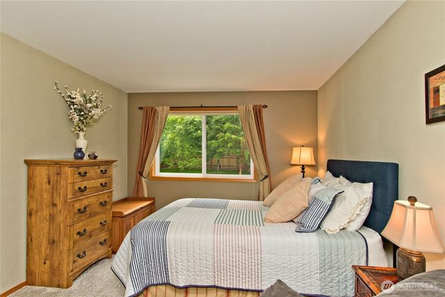 22424 243rd Place SE, Maple Valley, WA 98038