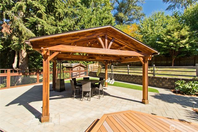 22424 243rd Place SE, Maple Valley, WA 98038