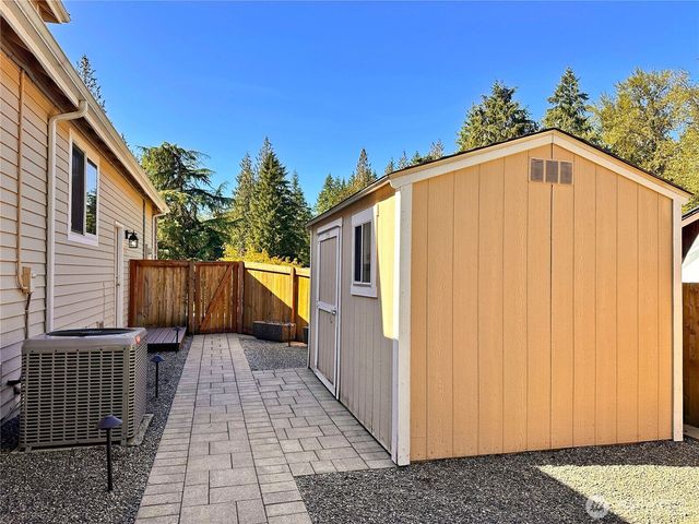 22424 243rd Place SE, Maple Valley, WA 98038