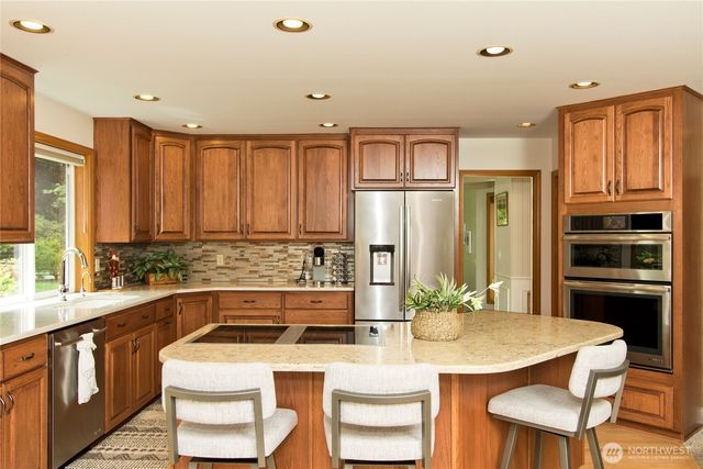 22424 243rd Place SE, Maple Valley, WA 98038