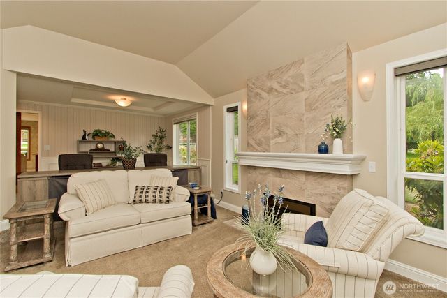 22424 243rd Place SE, Maple Valley, WA 98038
