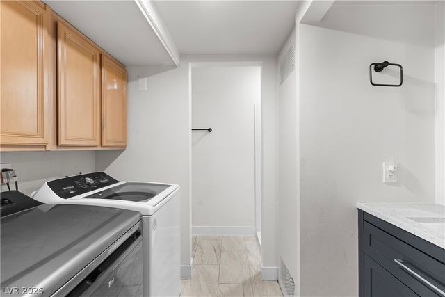 3537 Mercury Street F, North Las Vegas, NV 89030
