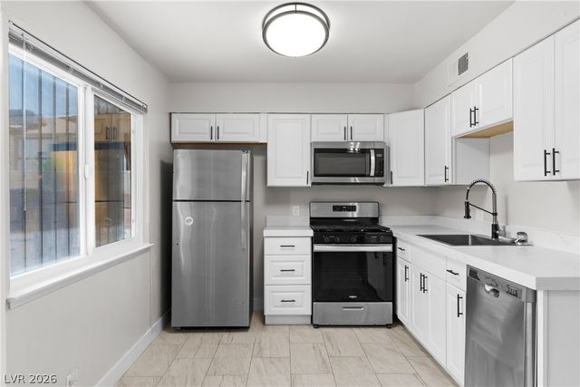 3537 Mercury Street F, North Las Vegas, NV 89030