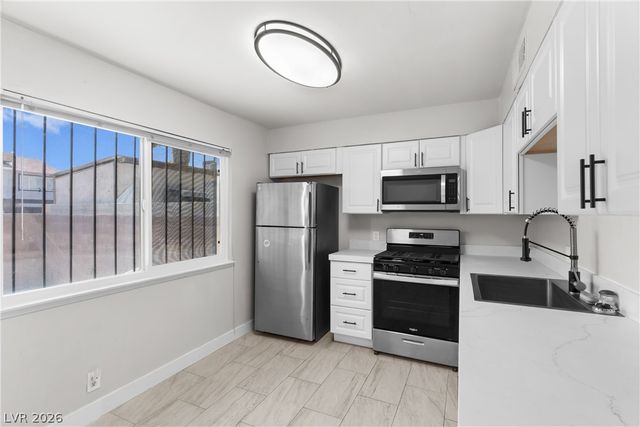 3537 Mercury Street F, North Las Vegas, NV 89030
