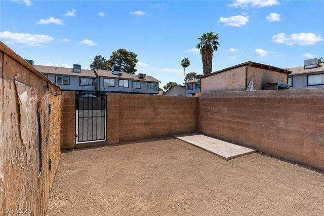 3537 Mercury Street F, North Las Vegas, NV 89030