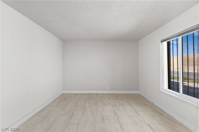3537 Mercury Street F, North Las Vegas, NV 89030