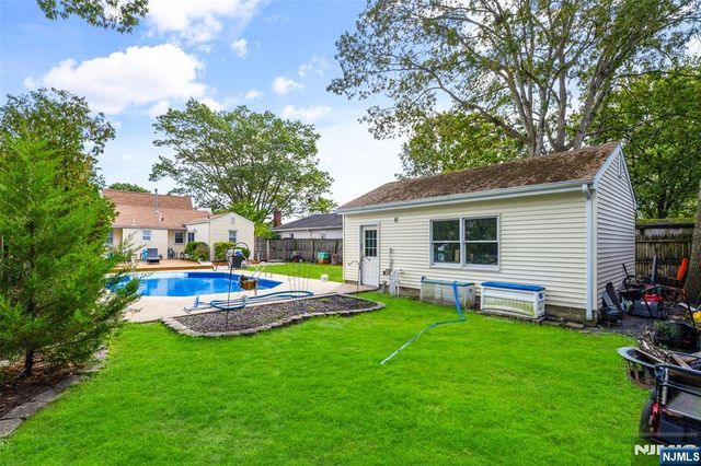 611 Boulton Avenue, Point Pleasant, NJ 08742