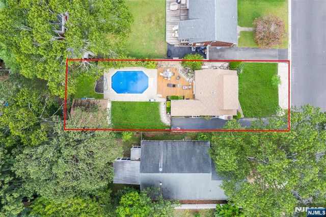 611 Boulton Avenue, Point Pleasant, NJ 08742