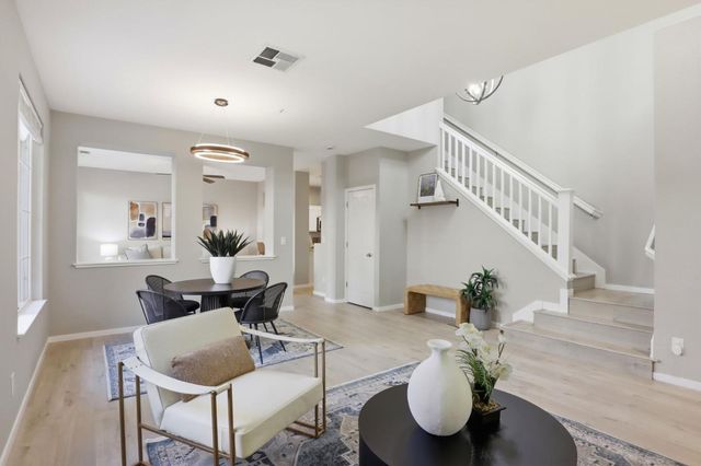 10756 Craigtown Lane, Dublin, CA 94568