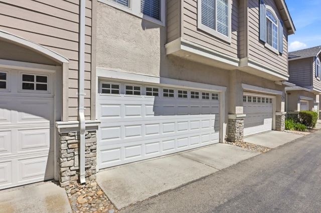 10756 Craigtown Lane, Dublin, CA 94568