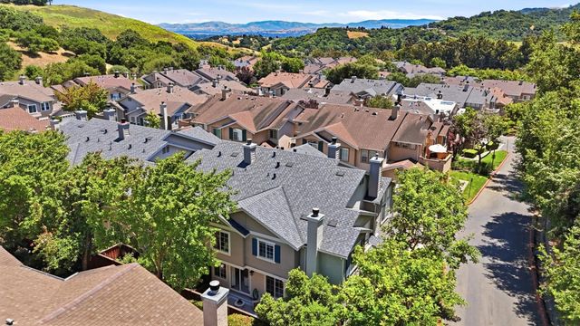 10756 Craigtown Lane, Dublin, CA 94568