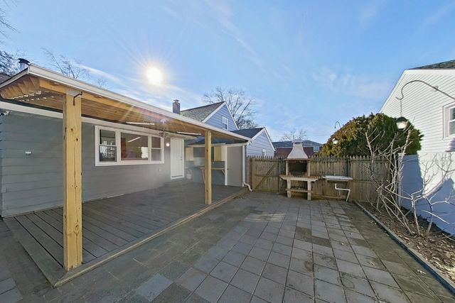 127 IOZIA TERRACE, Elmwood Park, NJ 07407