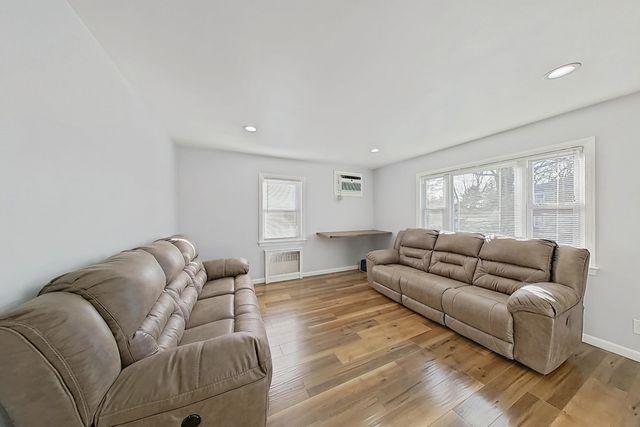 127 IOZIA TERRACE, Elmwood Park, NJ 07407