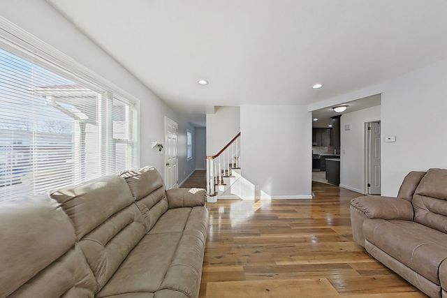 127 IOZIA TERRACE, Elmwood Park, NJ 07407